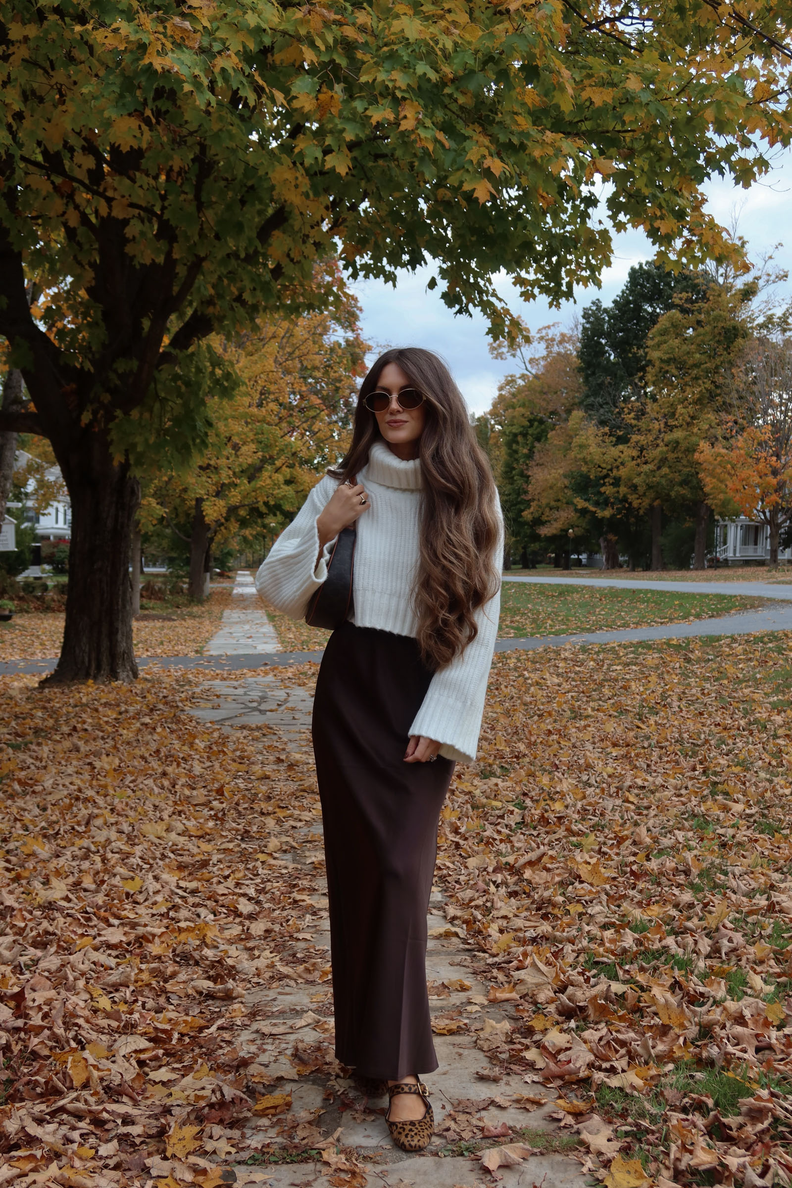 vermont-fall-fashion-style-maxi-skirt-chunky-sweater-celine-ava-bag-2